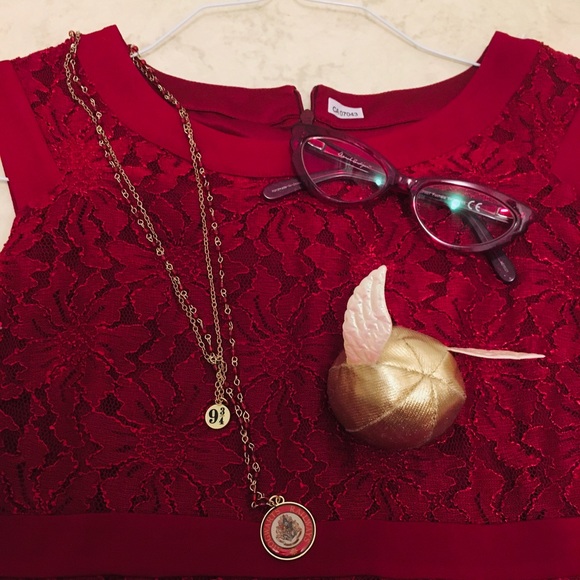 Enfocus Studio - Long Red Lace Overlay Dress - Picture 2 of 4